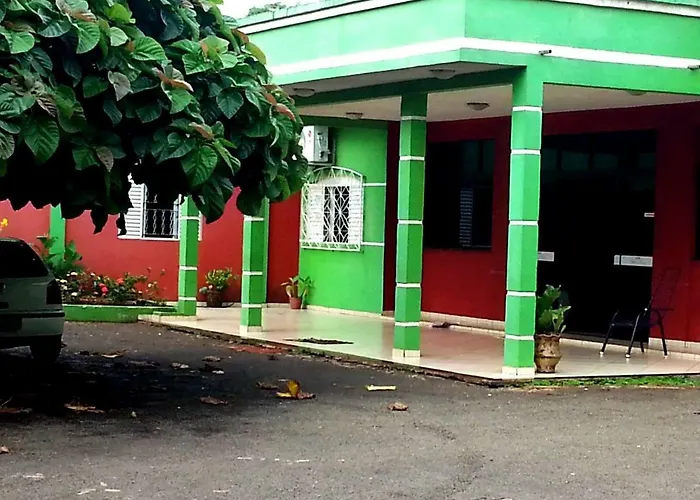 Hotel Sinha Moca